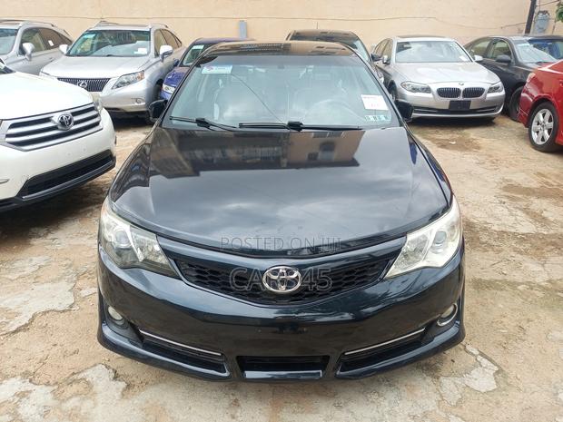Toyota Camry 2012 Black