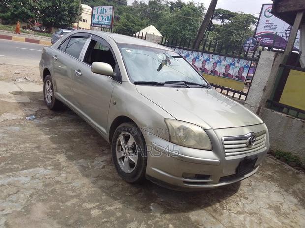 Toyota Avensis 2005 Silver