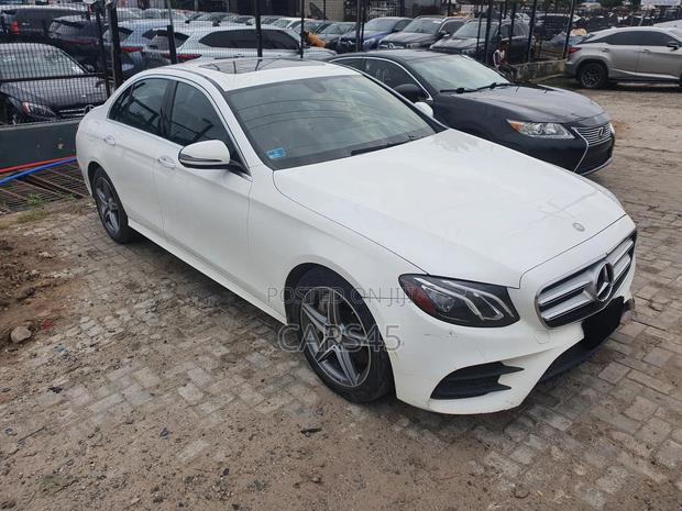 Mercedes-Benz E300 2017 White
