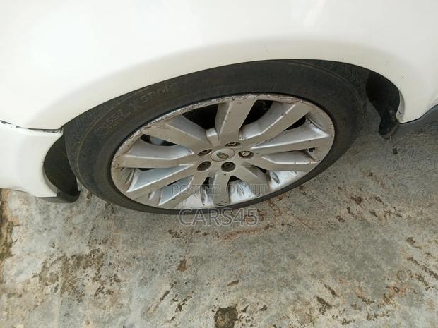 Land Rover Range Rover 2008 White