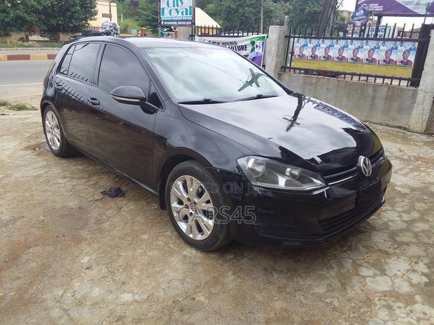 Volkswagen Golf 2016 Black