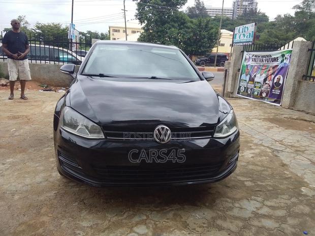 Volkswagen Golf 2016 Black