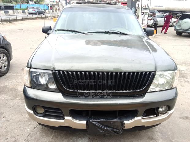 Ford Explorer 2003 Green