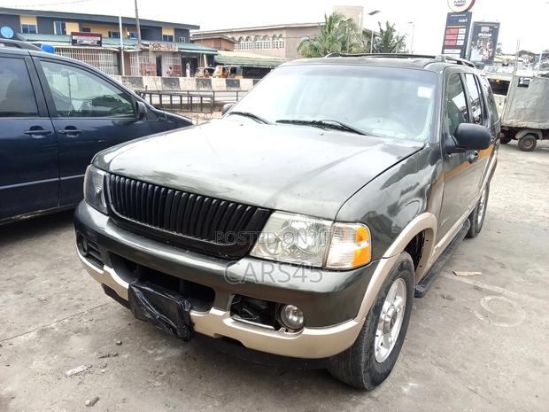 Ford Explorer 2003 Green