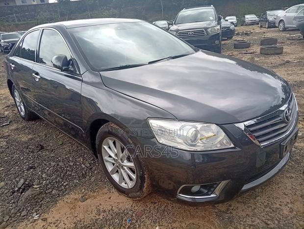 Toyota Camry 2012 Gray