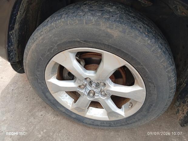 Toyota RAV4 2010 Black