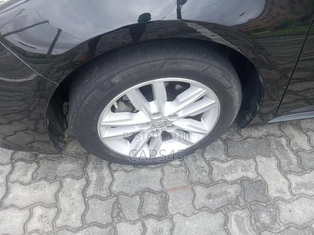 Toyota Avalon 2015 Black