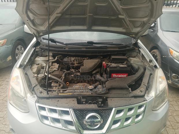 Nissan Rogue 2012 Silver