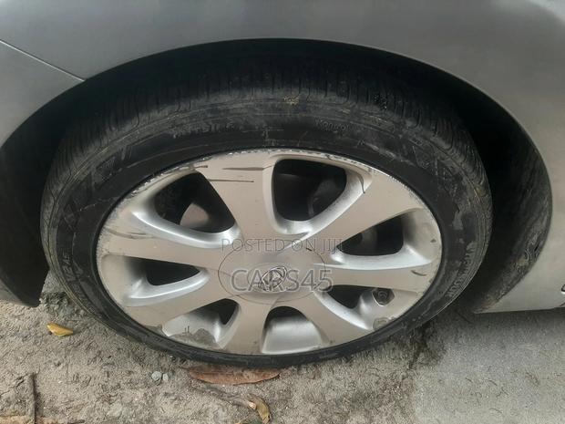 Hyundai Avante 2011 Gray