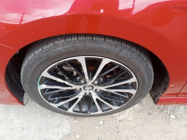 Toyota Camry 2019 Red