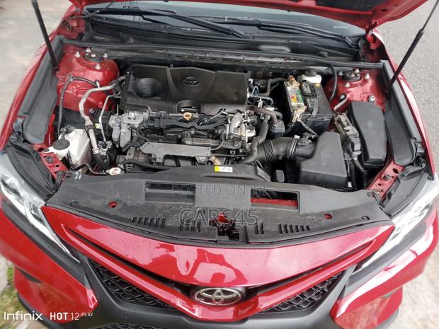 Toyota Camry 2019 Red