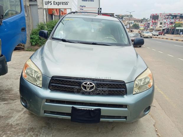 Toyota RAV4 2007 Blue