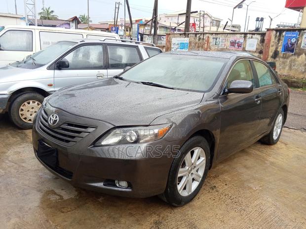 Toyota Camry 2007 Gray