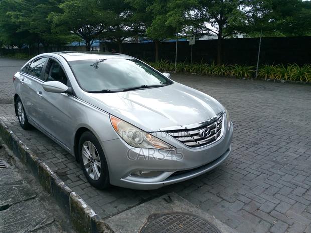 Hyundai Sonata 2012 Silver