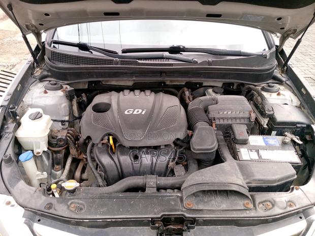 Hyundai Sonata 2012 Silver