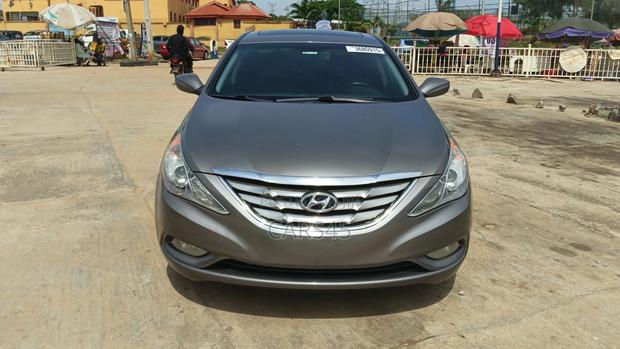 Hyundai Sonata 2013 Gray