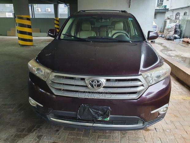 Toyota Highlander 2013 Brown
