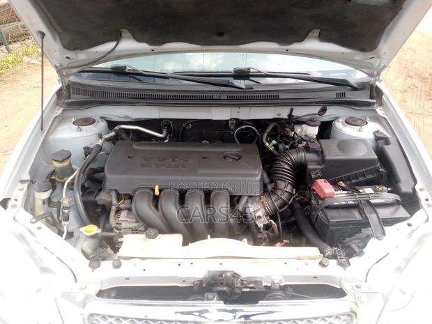Toyota Corolla 2005 Silver