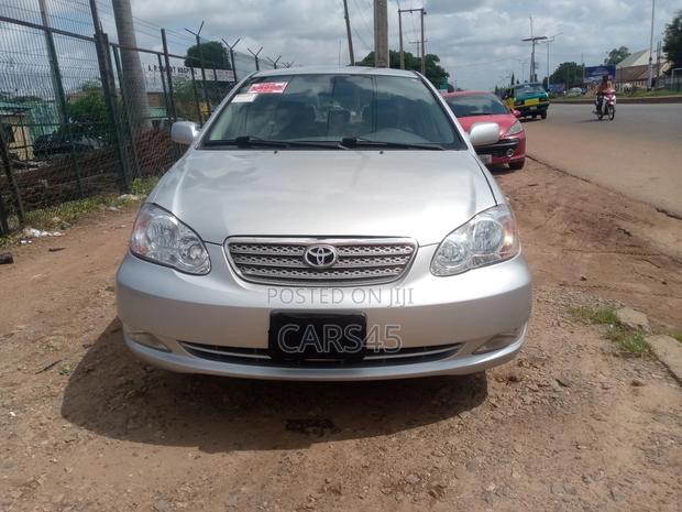 Toyota Corolla 2005 Silver