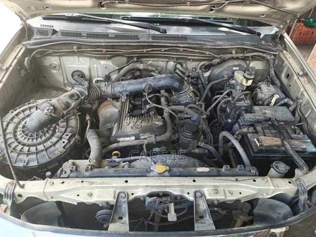Toyota Fortuner 2014 Gold