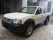 Nissan Pick-Up 2007 White for sale