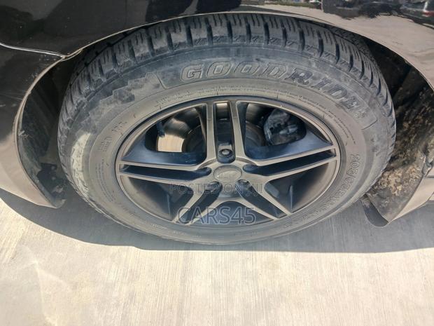 Hyundai Sonata 2012 Black