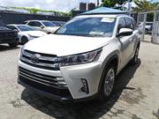 Toyota Highlander 2019 White for sale