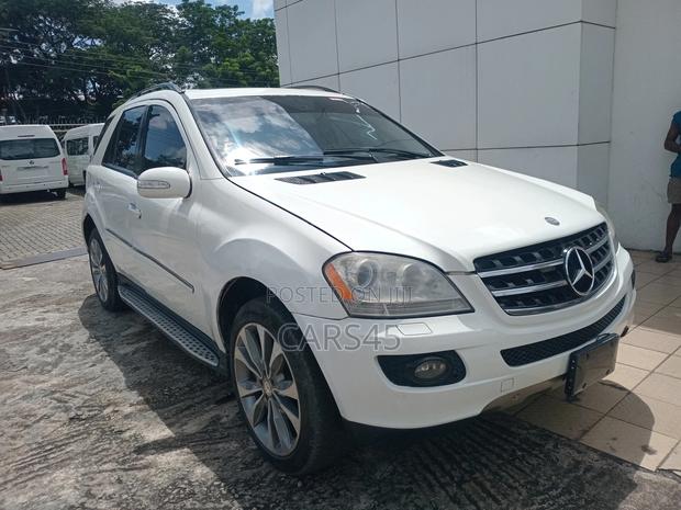 Mercedes-Benz M Class 2008 White