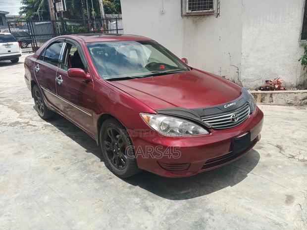 Toyota Camry 2005 Red