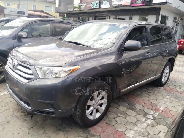 Toyota Highlander 2011 Gray
