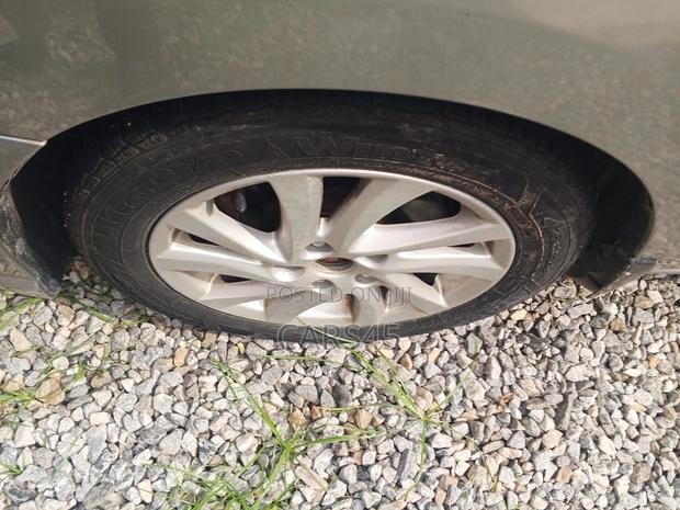 Mazda 5 2012 Silver