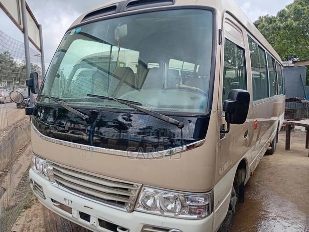 Toyota Coaster 2017 Beige
