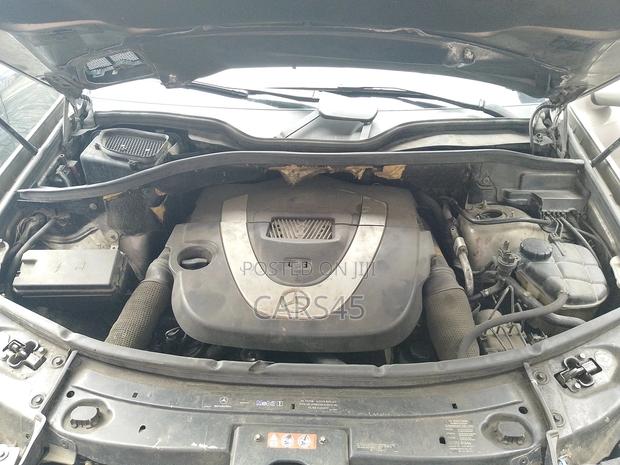 Mercedes-Benz M Class 2006 Gray