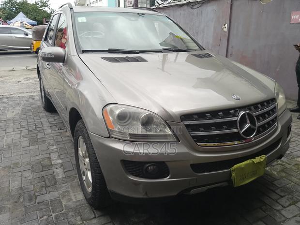 Mercedes-Benz M Class 2006 Gray