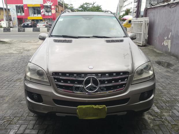 Mercedes-Benz M Class 2006 Gray