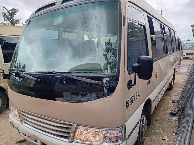 Toyota Coaster 2017 Beige