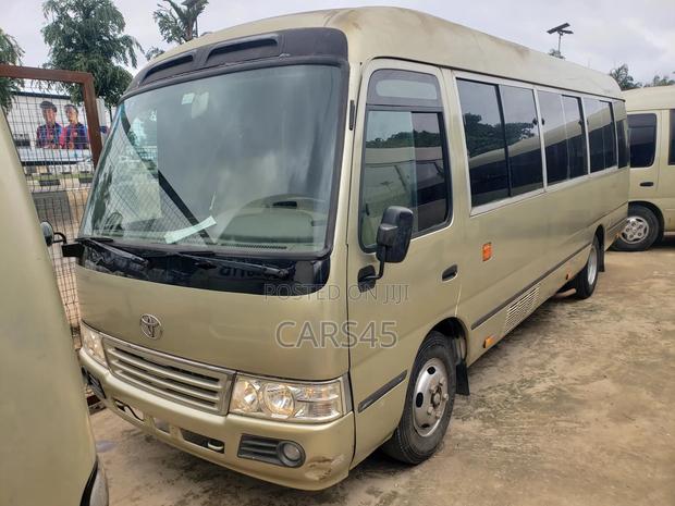 Toyota Coaster 2006 Beige