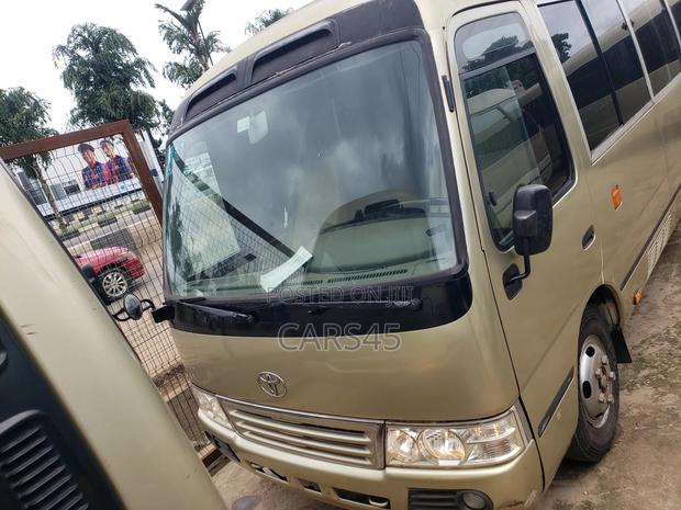 Toyota Coaster 2006 Beige