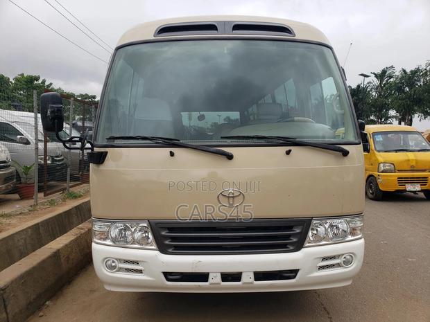 Toyota Coaster 2007 Beige