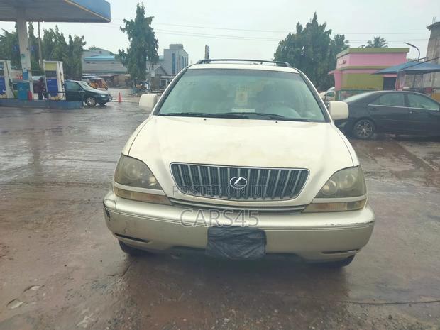 Lexus RX 1999 White