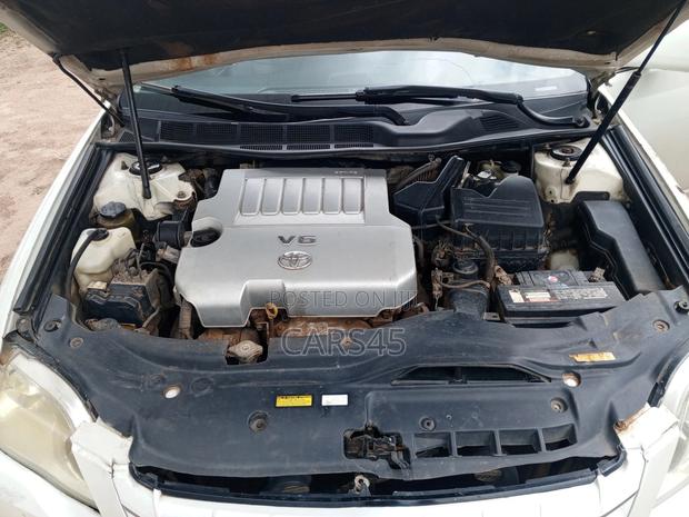 Toyota Avalon XLS 2007 White
