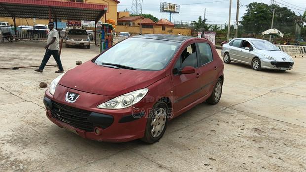 Peugeot 307 2008 Red