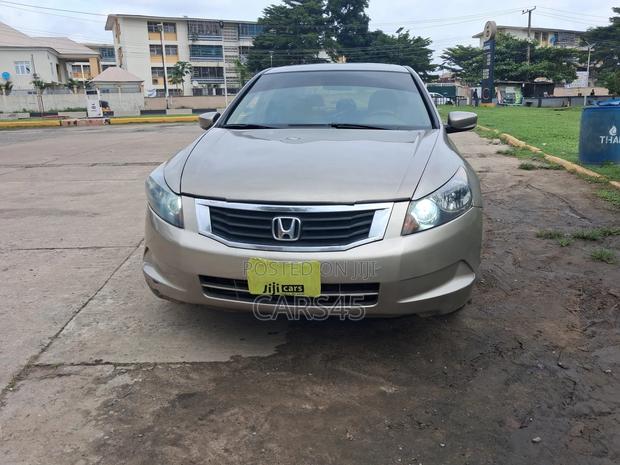 Honda Accord 2008 Beige