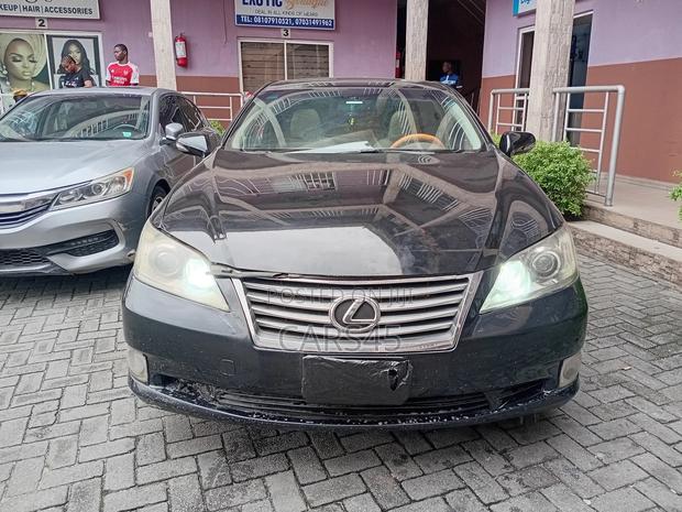 Lexus ES 2011 Black