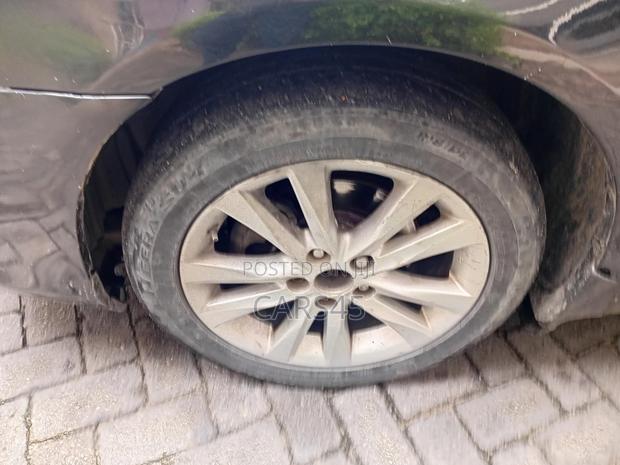 Lexus ES 2011 Black