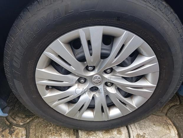 Toyota Camry 2014 Blue