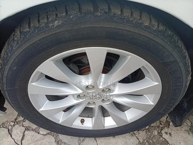 Toyota Sienna 2012 Silver