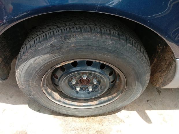 Toyota Sienna 2002 Blue