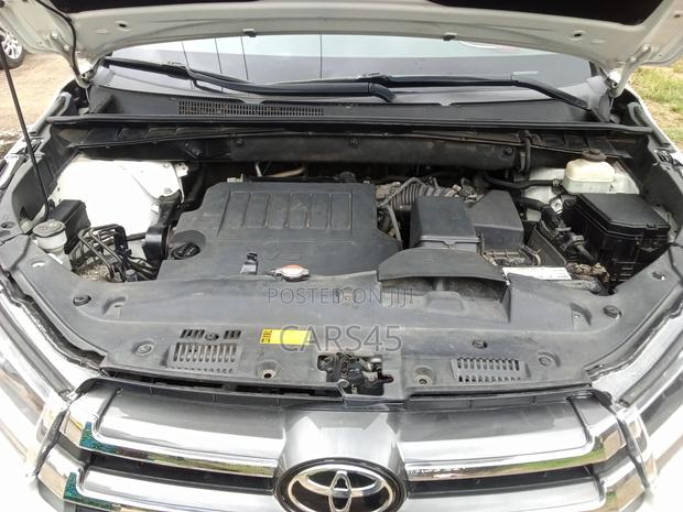 Toyota Highlander XLE 4dr SUV (3.5L 6cyl 6A) 2015 White