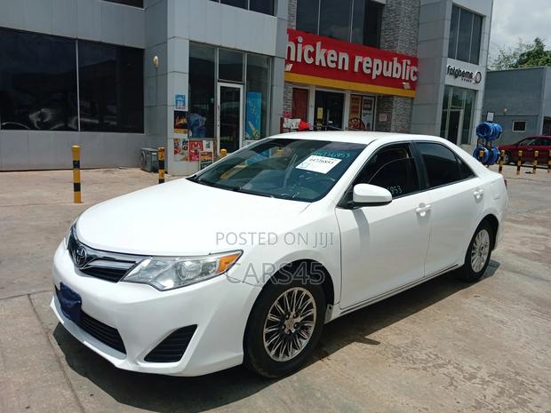 Toyota Camry 2012 White